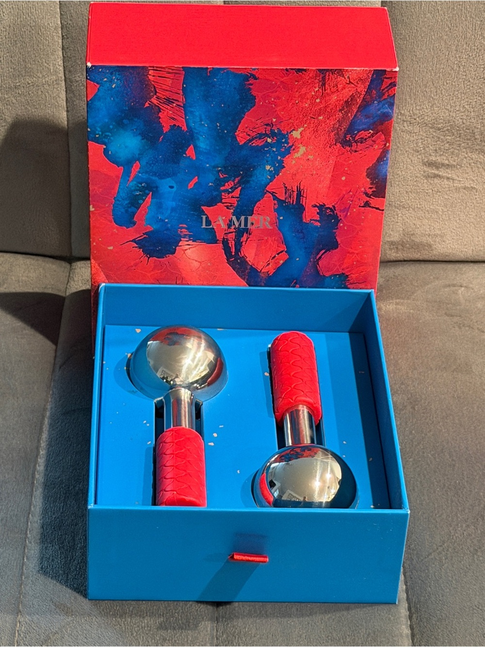 La Mer facial massager